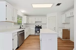 3629 Ruby Red Dr, Austin, TX 78728 - Photo 13