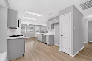 2447 Roundabout Ln, Round Rock, TX 78664 - Photo 15