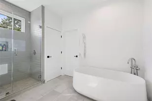 5007 Lott Ave, Austin, TX 78721 - Photo 13