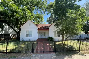 1500 E 2nd St, Austin, TX 78702 - Photo 1