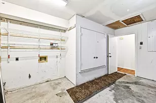 5901 Kevin Kelly Pl, Austin, TX 78727 - Photo 23