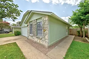 5901 Kevin Kelly Pl, Austin, TX 78727 - Photo 3