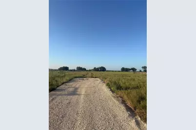 437 Cr 423, Taylor, TX 76574 - Photo 9