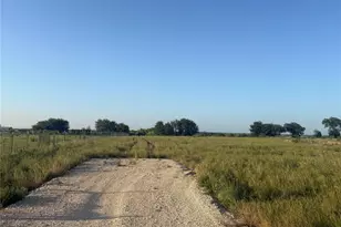 437 Cr 423, Taylor, TX 76574 - Photo 9