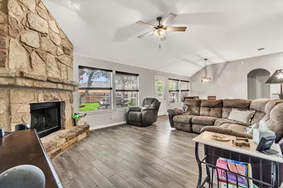 208 Cailin Court, Burnet, TX 78611 - Photo 19