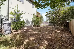 210 Briarstone Dr, Buda, TX 78610 - Photo 29