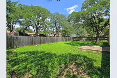 12010 Ladrido Lane, Austin, TX 78727 - Photo 3