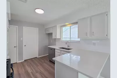 12010 Ladrido Lane, Austin, TX 78727 - Photo 11