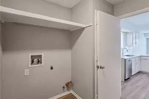 12010 Ladrido Ln, Austin, TX 78727 - Photo 15