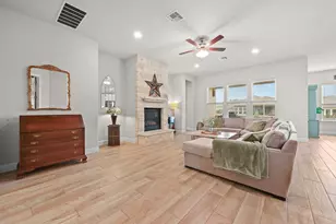 228 Helena Ln, Kyle, TX 78640 - Photo 5