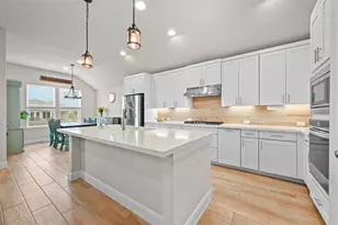 228 Helena Ln, Kyle, TX 78640 - Photo 7