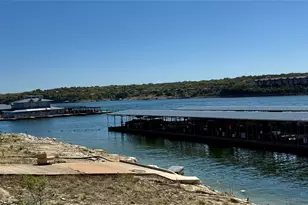 8221 Arroyo Ave, Lago Vista, TX 78645 - Photo 11