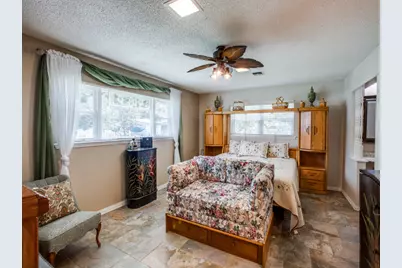 518 Elm Circle, Buchanan Dam, TX 78609 - Photo 11