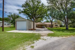 518 Elm Cir, Buchanan Dam, TX 78609 - Photo 1