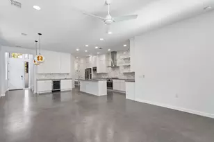 1107 Taulbee Ln, Austin, TX 78757 - Photo 7
