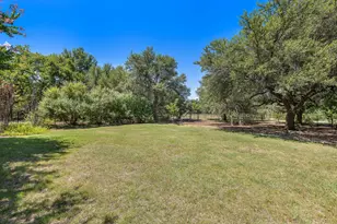 165 Silverado Dr, Georgetown, TX 78633 - Photo 33