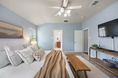 17711 Linkhill Drive, Dripping Springs, TX 78620 - Photo 11