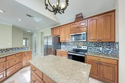 15611 Giese Lane, Manor, TX 78653 - Photo 17