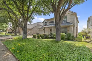 5724 Brittlyns Ct, Austin, TX 78730 - Photo 5