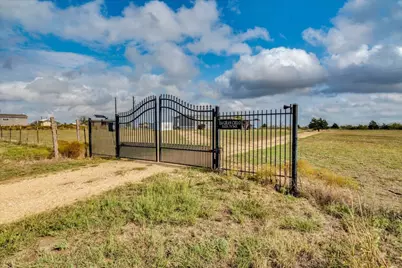 114 Gran Cielo, Elgin, TX 78621 - Photo 33