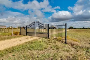 114 Gran Cielo, Elgin, TX 78621 - Photo 33