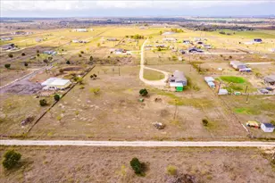 114 Gran Cielo, Elgin, TX 78621 - Photo 37