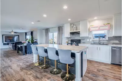 114 Gran Cielo, Elgin, TX 78621 - Photo 7