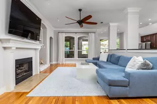 10025 Scull Creek Dr, Austin, TX 78730 - Photo 5