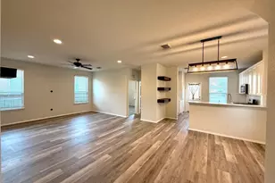 249 La Dera Dr, Liberty Hill, TX 78642 - Photo 3