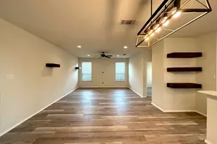 249 La Dera Dr, Liberty Hill, TX 78642 - Photo 7