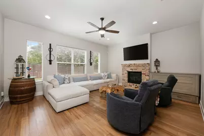 408 W 16th Street, Georgetown, TX 78626 - Photo 9