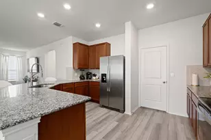 2008 Prickly Pear Dr, Bastrop, TX 78602 - Photo 7