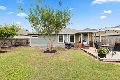 102 Esparza Court, Hutto, TX 78634 - Photo 23
