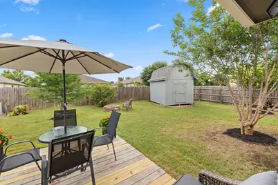 102 Esparza Court, Hutto, TX 78634 - Photo 25