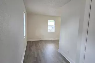 6905 Bennett Ave, Austin, TX 78752 - Photo 9