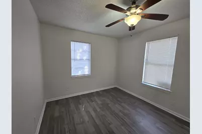 6905 Bennett Avenue, Austin, TX 78752 - Photo 3