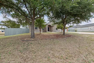 150 Chesterfield Drive, Kingsland, TX 78639 - Photo 3