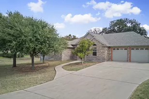 150 Chesterfield Dr, Kingsland, TX 78639 - Photo 1