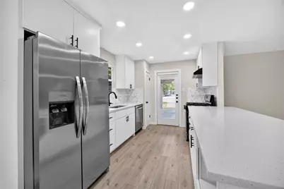 6222 Wagon Bend, Austin, TX 78744 - Photo 7