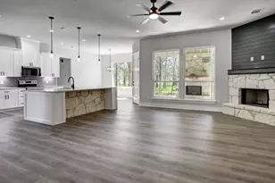 207 Waipahoehoe Dr, Bastrop, TX 78602 - Photo 9