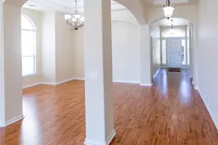 20201 Mustang Island Cir, Pflugerville, TX 78660 - Photo 3