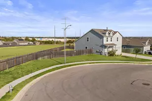 2200 Forgetmenot Ln, Pflugerville, TX 78660 - Photo 33