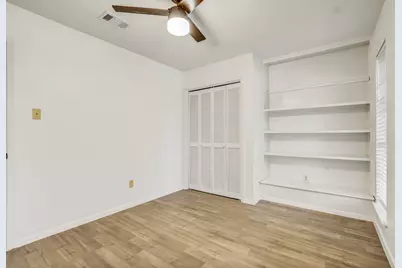 9913 Oak Hollow Drive, Austin, TX 78758 - Photo 25