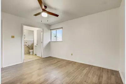 9913 Oak Hollow Drive, Austin, TX 78758 - Photo 21