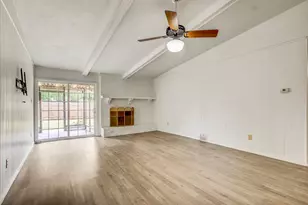 9913 Oak Hollow Dr, Austin, TX 78758 - Photo 7