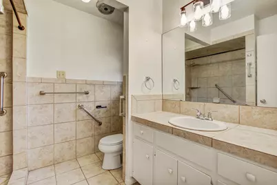 9913 Oak Hollow Drive, Austin, TX 78758 - Photo 23