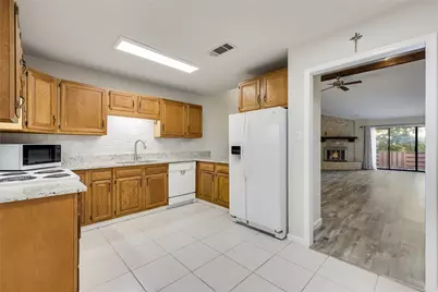 13 Oaks Place, Lago Vista, TX 78645 - Photo 17
