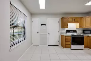 13 Oaks Pl, Lago Vista, TX 78645 - Photo 19