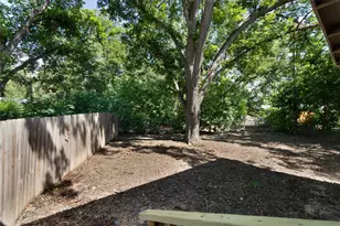 1012 Barbara Dr, San Marcos, TX 78666 - Photo 21