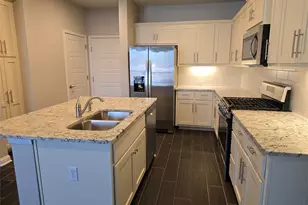 13800 Lyndhurst St, Austin, TX 78717 - Photo 9